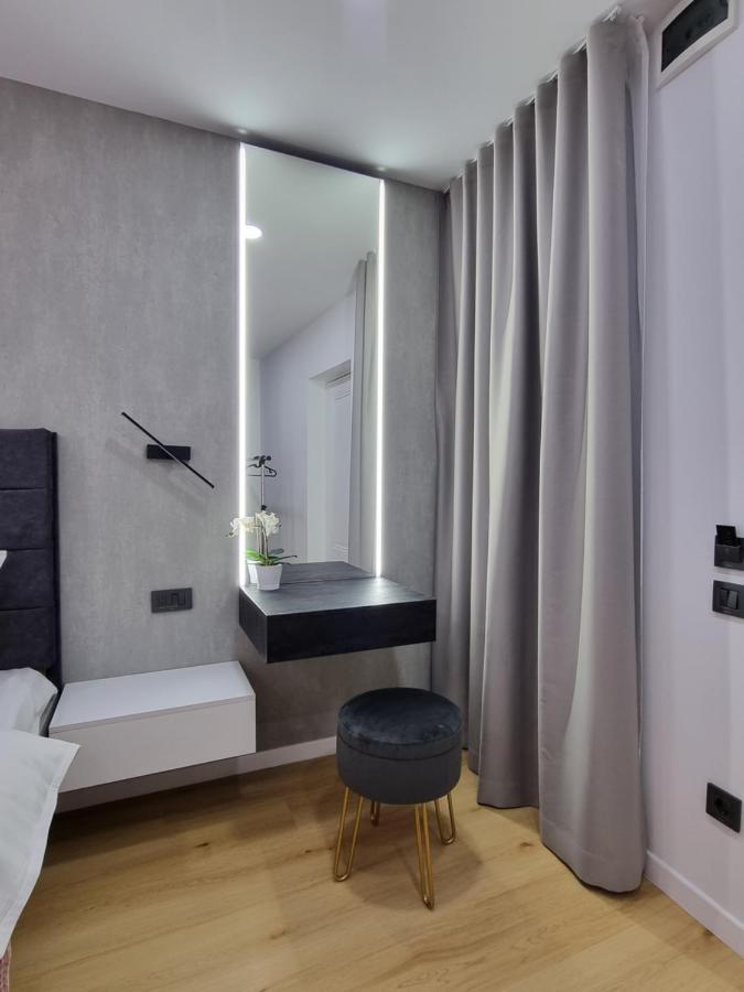 Casa Chiper - Apartament Etaj 1 Brașov Exterior foto